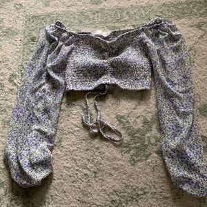 American Threads Floral Long-Sleeved Crop Top